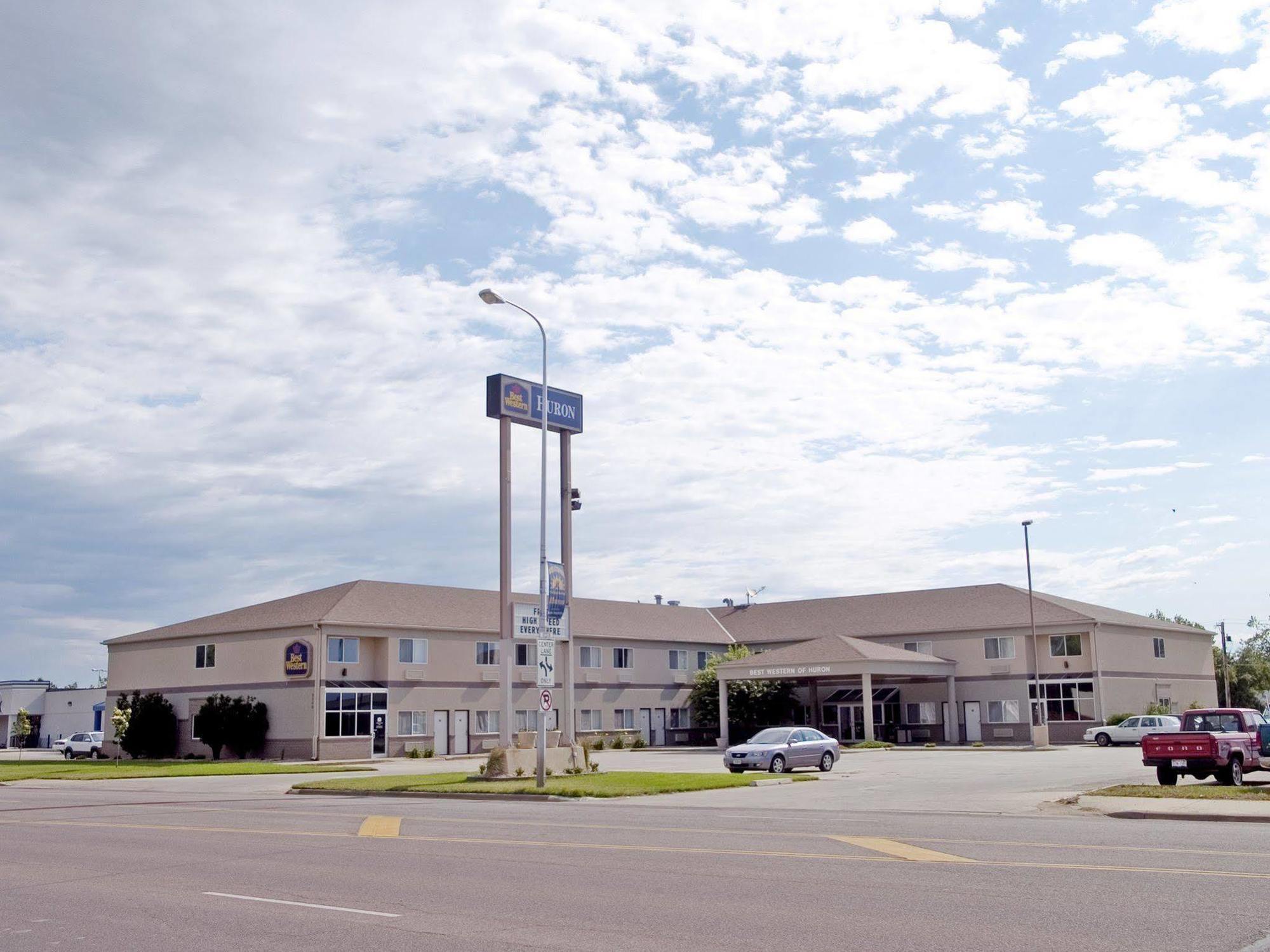 Best Western Of Huron Экстерьер фото